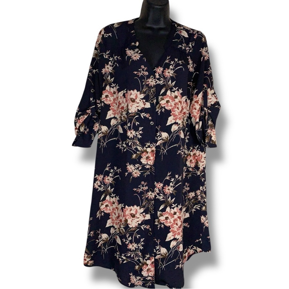 Medium Brixon Ivy Blue Floral Dress Button Front Vneck Pink Floral Print